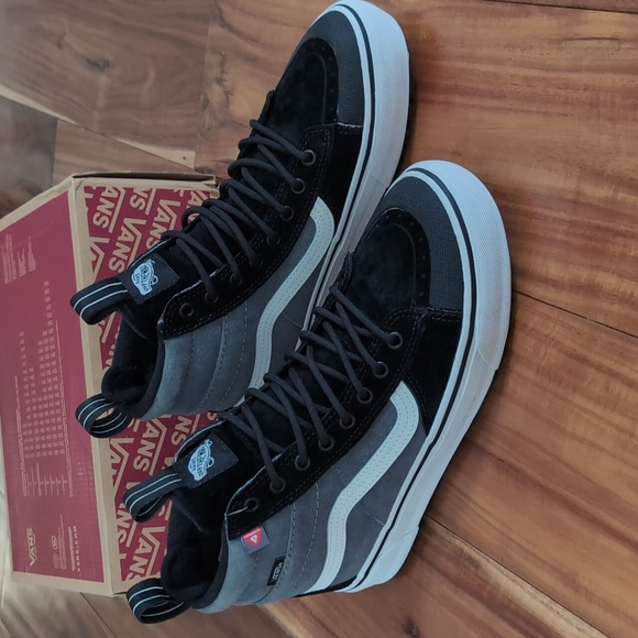 Vans Shoes - Vans Sk8-Hi Suede Mte-2 Hydroguard 360 Prima Loft Boot Mens 8 Women's 9.5 Nwt❤️